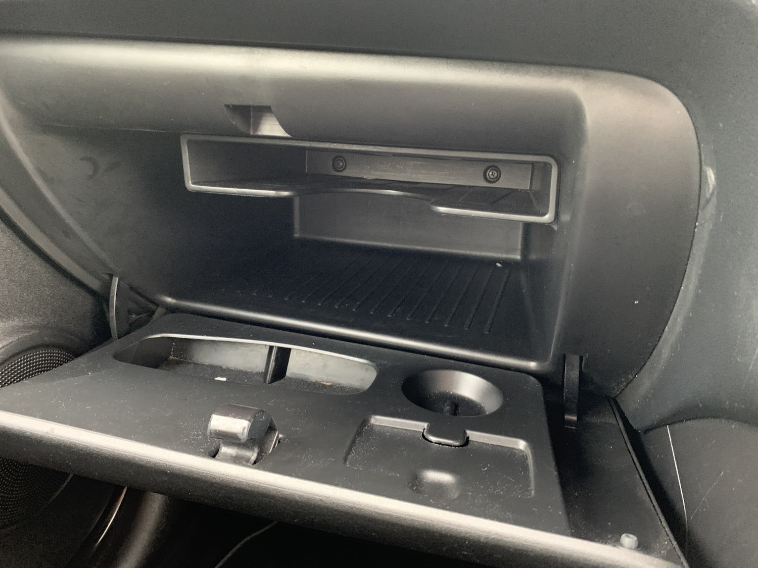 Used Kia Venga 2014 for sale - 76334827: Photo 8
