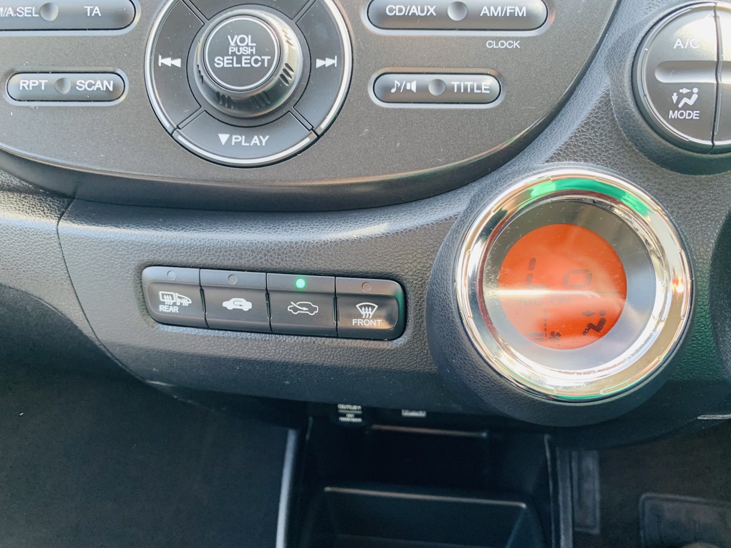 Used Honda Jazz 2012 for sale - 78162173: Photo 31