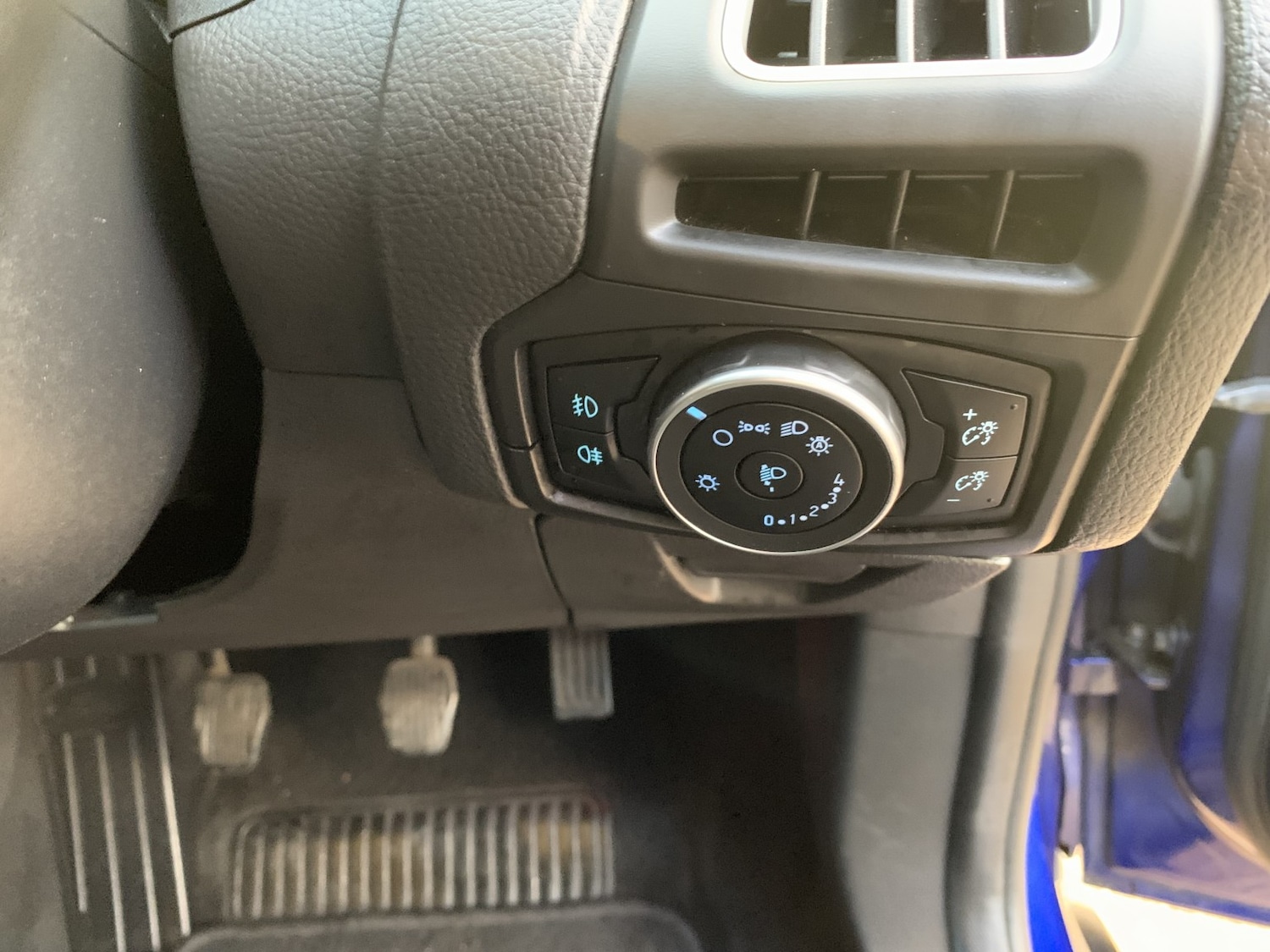 Used Ford Focus 2015 for sale - 76387355: Photo 12