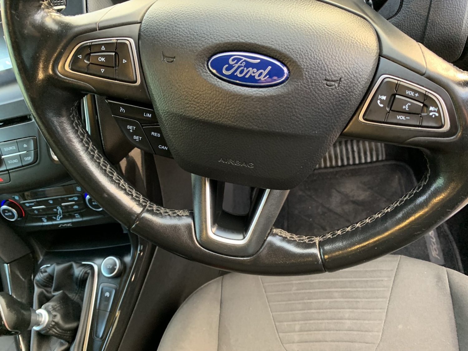 Used Ford Focus 2015 for sale - 76387355: Photo 13