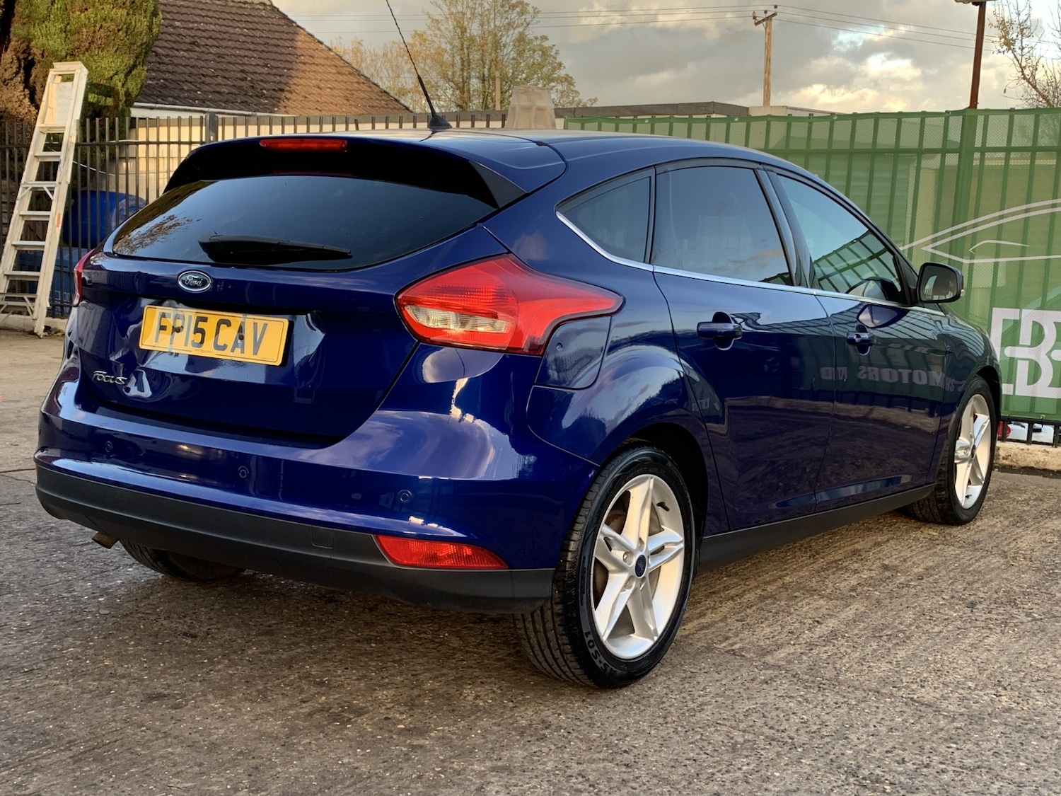 Used Ford Focus 2015 for sale - 76387355: Photo 3