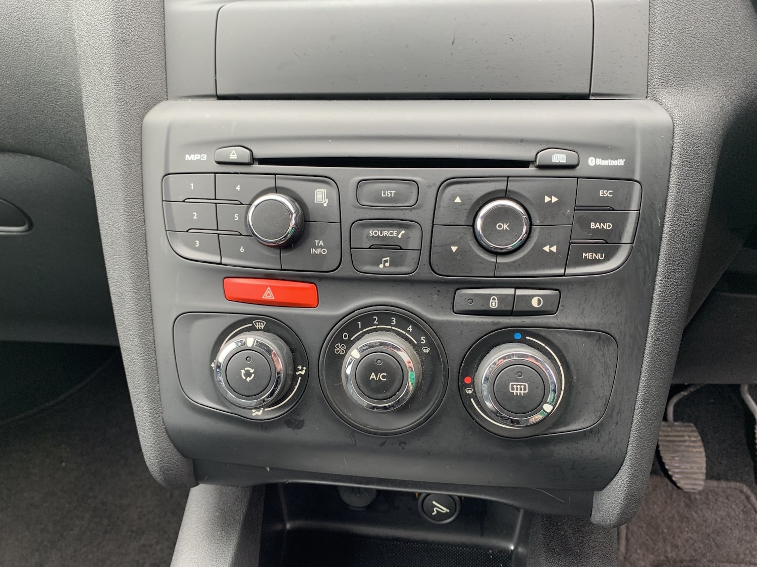 Used Citroen C4 2012 for sale - 78038952: Photo 35