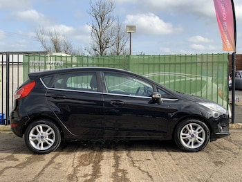Used Ford Fiesta 2016 for sale - 77668594: Photo