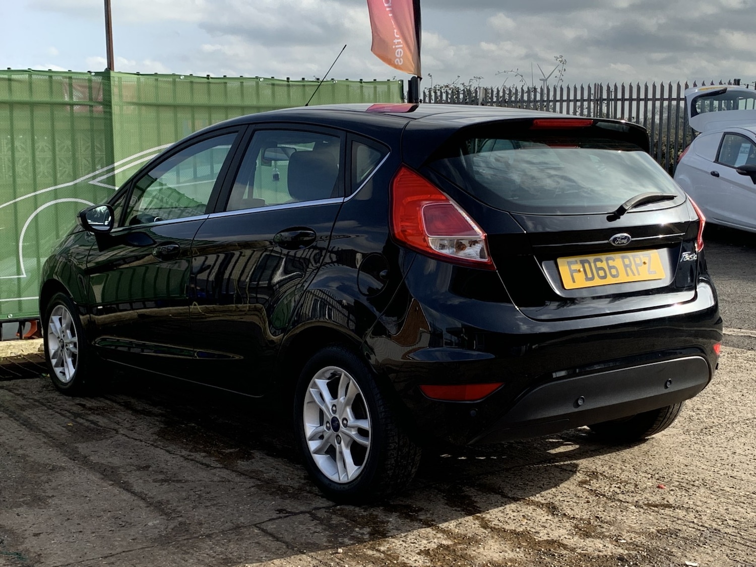 Used Ford Fiesta 2016 for sale - 77668594: Photo 8