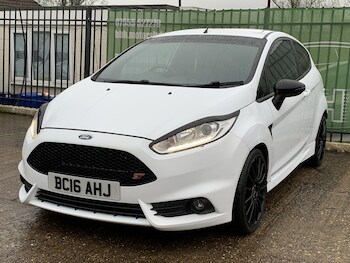 Used Ford Fiesta 2016 for sale - 78038950: Photo