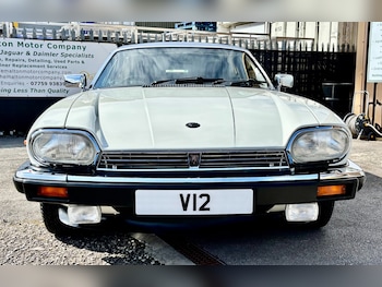 Used Jaguar XJS 1990 for sale - 74665029: Photo
