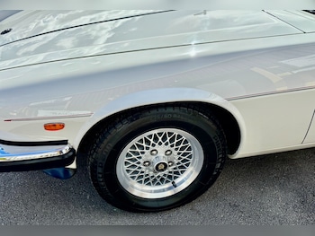 Used Jaguar XJS 1990 for sale - 74665029: Photo