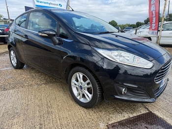 Used Ford Fiesta 2016 for sale - 78900901: Photo