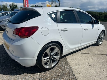 Used Vauxhall Astra 2015 for sale - 78568555: Photo