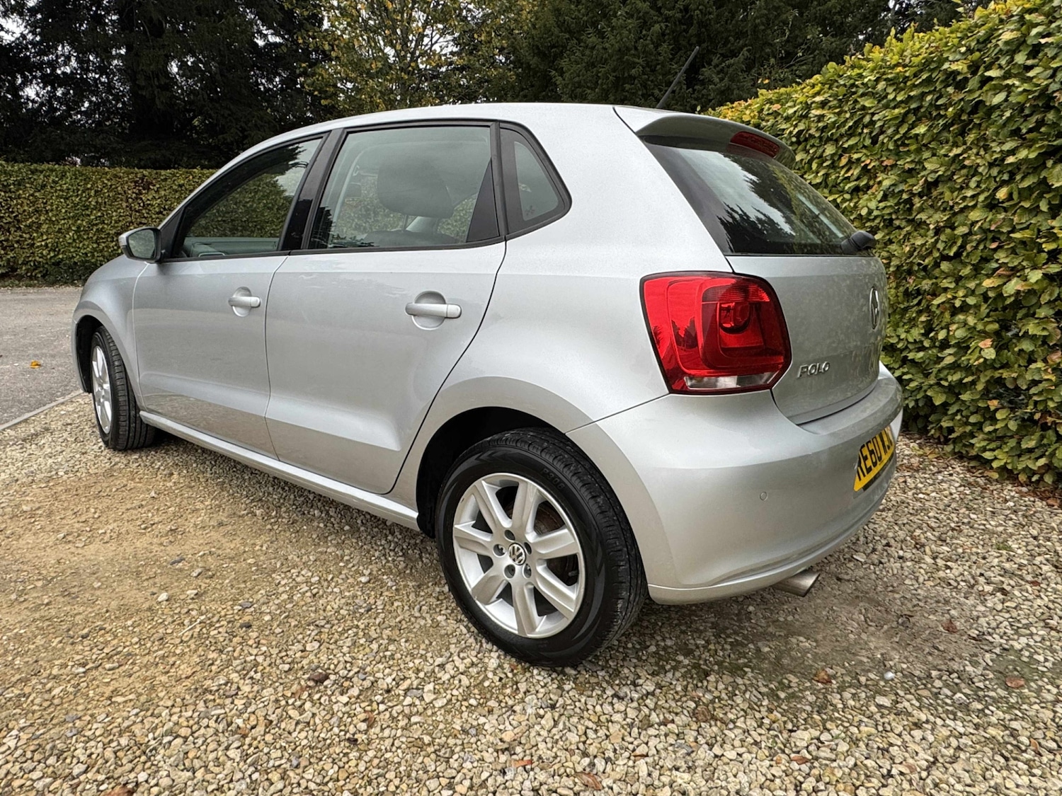 Used Volkswagen Polo 2010 for sale - 76411817: Photo 2