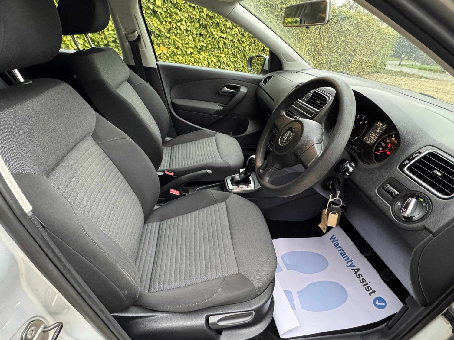 Used Volkswagen Polo 2010 for sale - 76411817: Photo 9