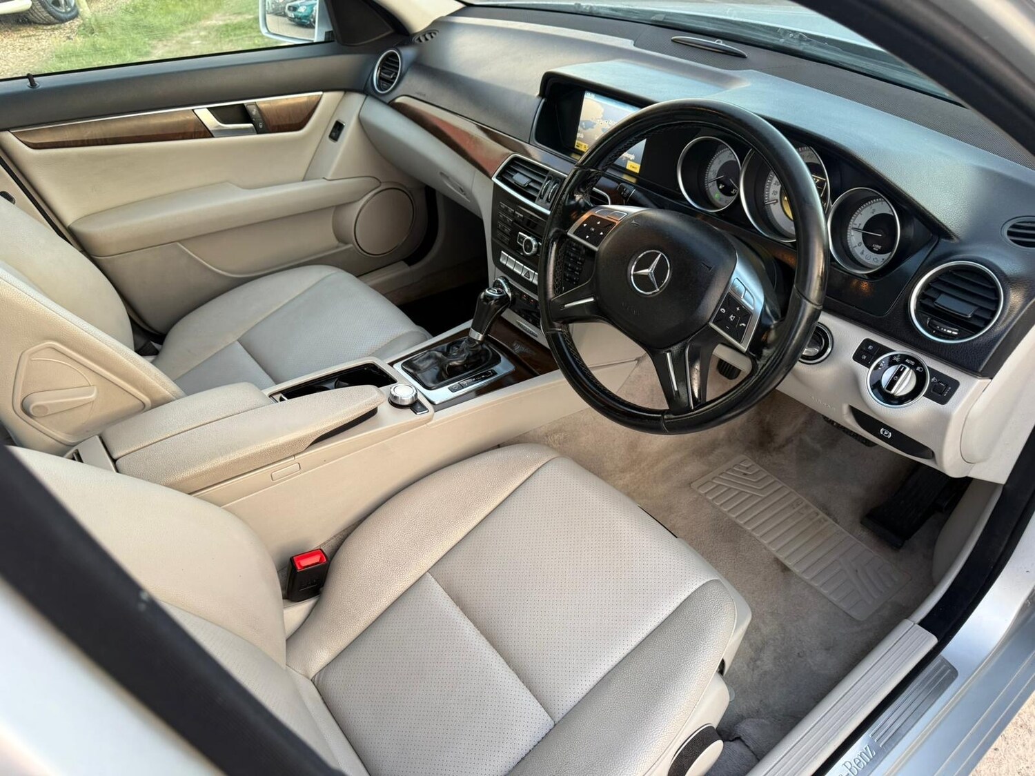 Used Mercedes-Benz C Class 2011 for sale - 78224641: Photo 14