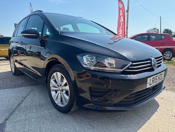 Used Volkswagen Golf SV 2015 for sale - 79037487: Photo