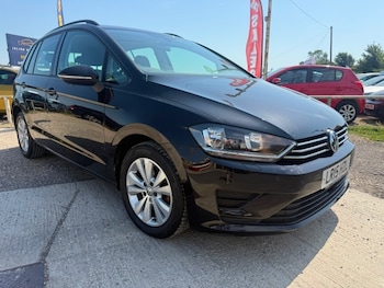 Used Volkswagen Golf SV 2015 for sale - 79037487: Photo
