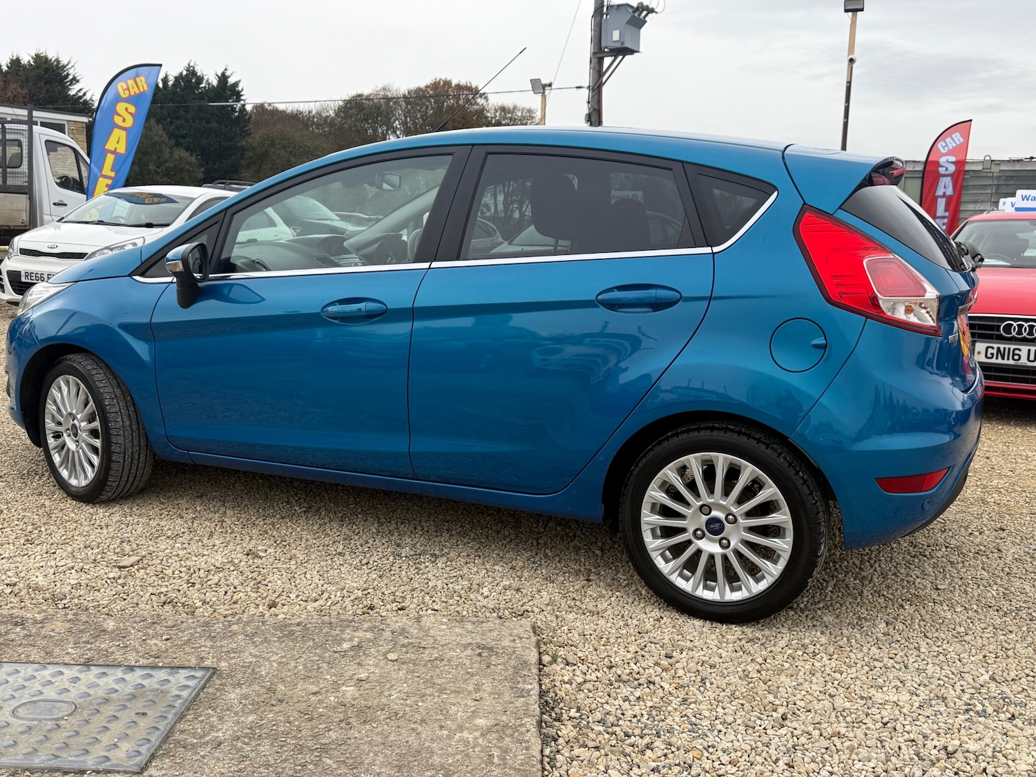 Used Ford Fiesta 2015 for sale - 76397817: Photo 3
