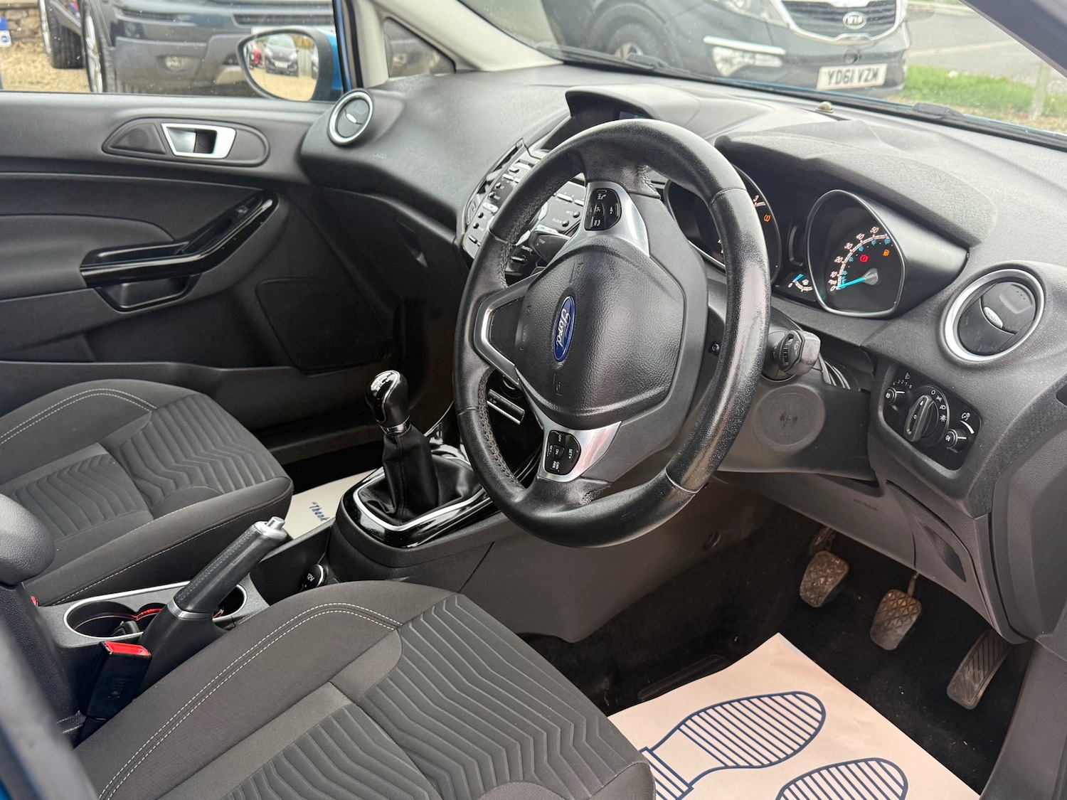 Used Ford Fiesta 2015 for sale - 76397817: Photo 9