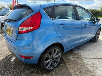 Used Ford Fiesta 2010 for sale - 78522172: Photo