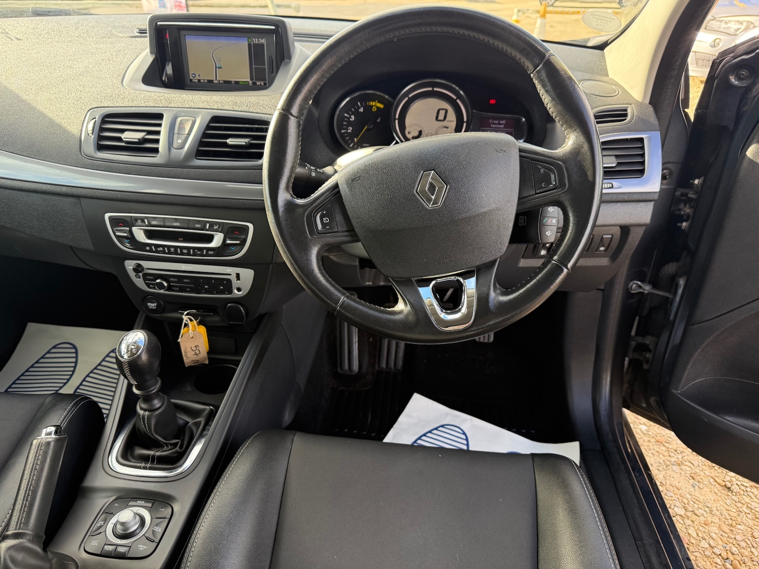 Used Renault Megane 2015 for sale - 76547457: Photo 10