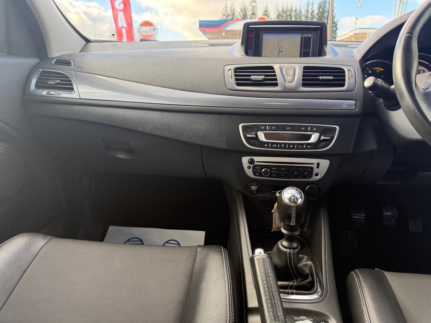 Used Renault Megane 2015 for sale - 76547457: Photo 13