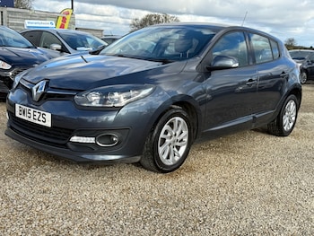 Used Renault Megane 2015 for sale - 76547457: Photo