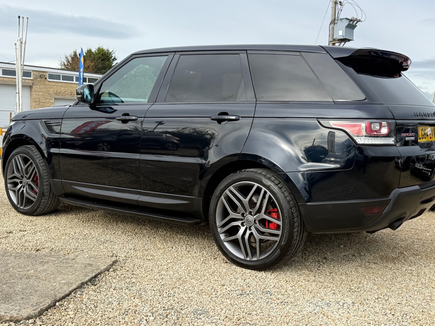 Used Land Rover Range Rover Sport 2014 for sale - 76418679: Photo 2