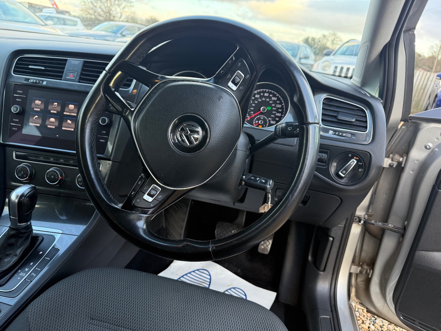 Used Volkswagen Golf 2017 for sale - 77228530: Photo 19