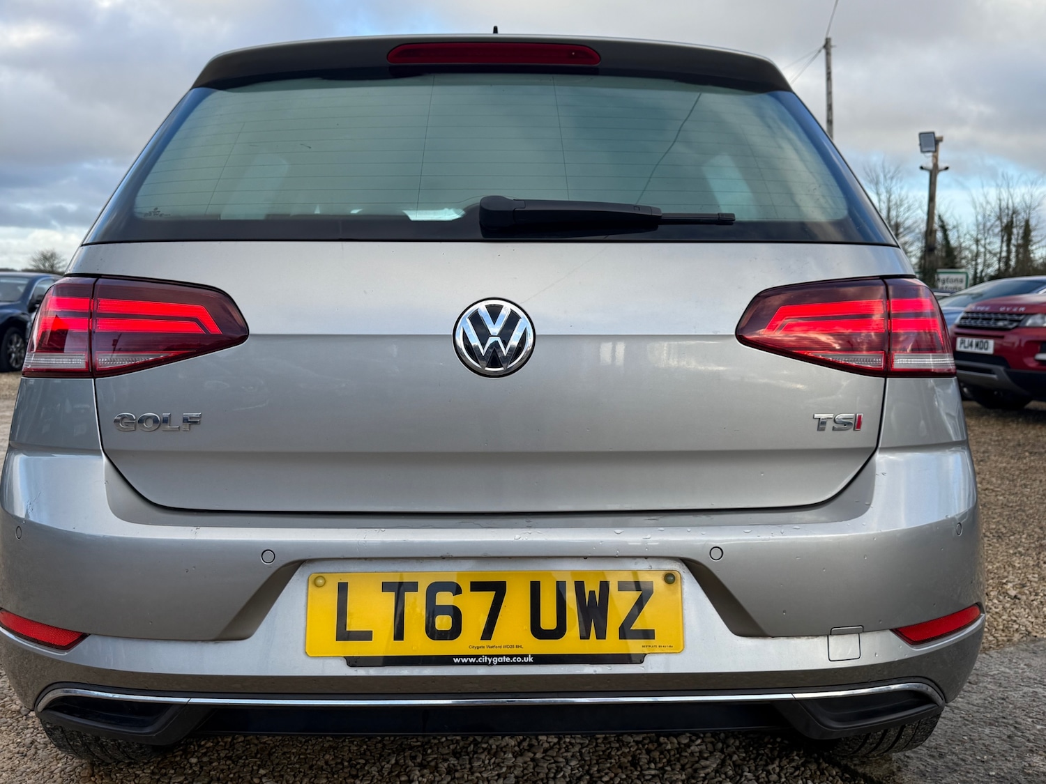 Used Volkswagen Golf 2017 for sale - 77228530: Photo 4