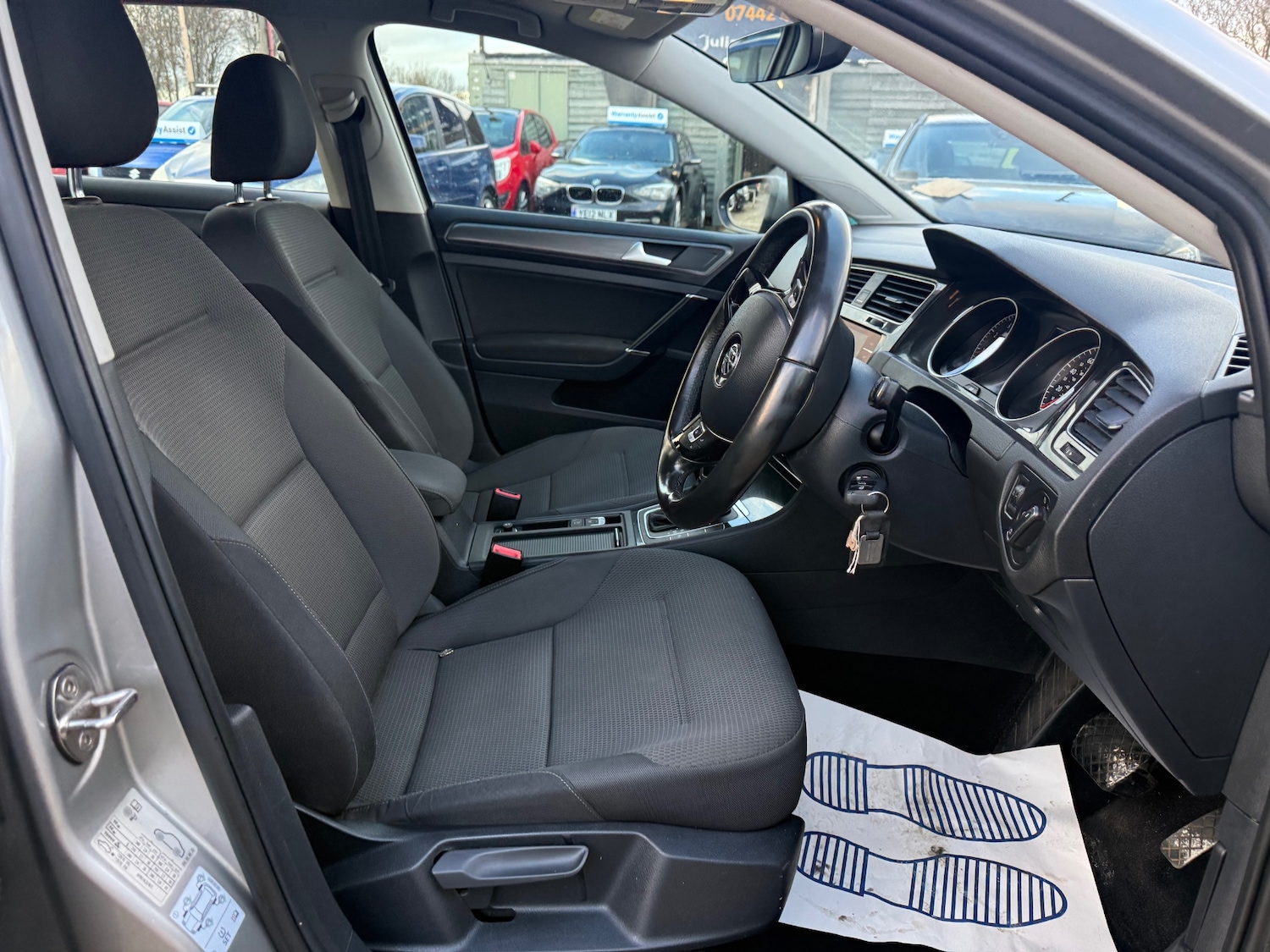 Used Volkswagen Golf 2017 for sale - 77228530: Photo 8