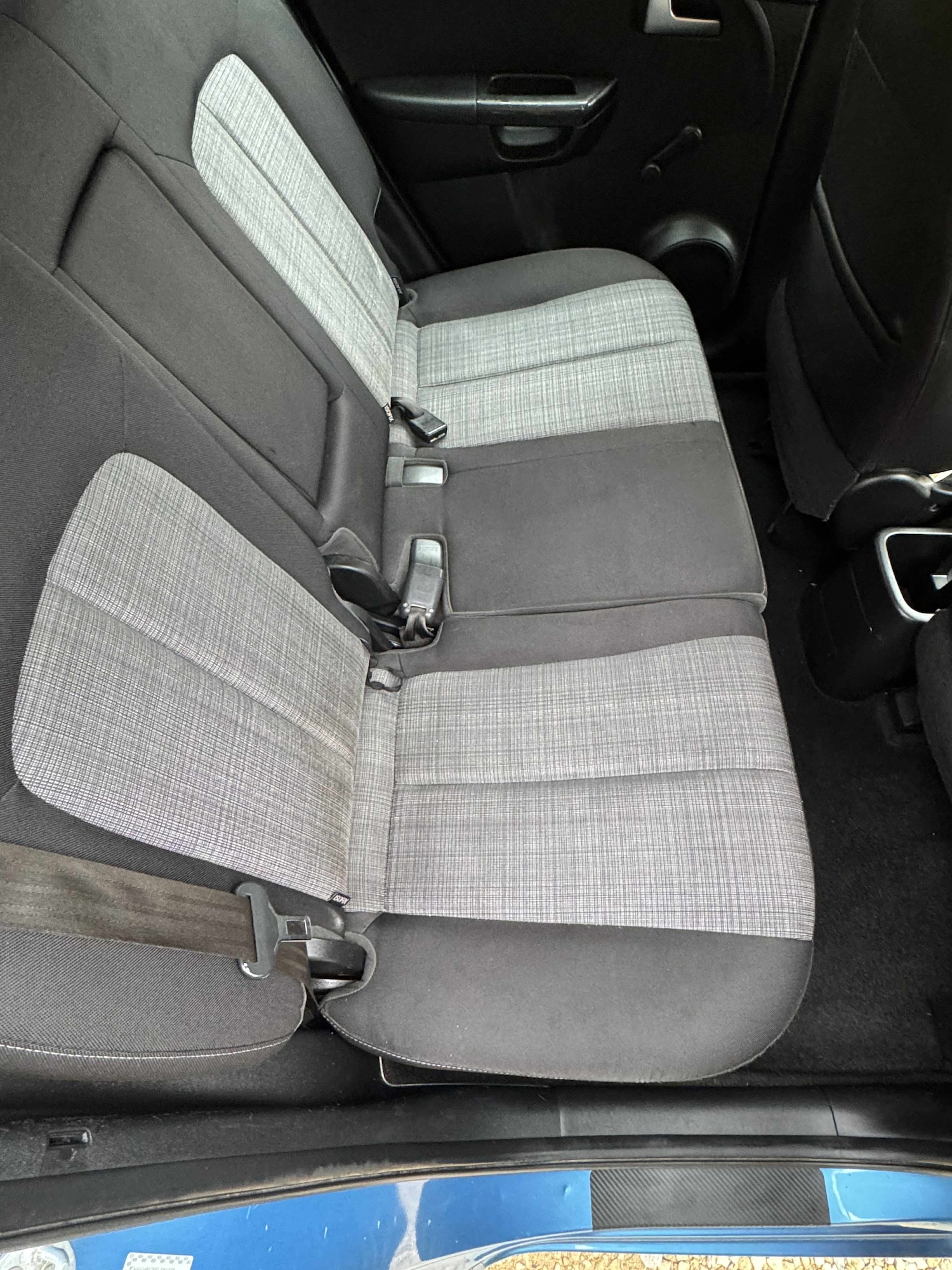 Used Kia Venga 2011 for sale - 76470884: Photo 12