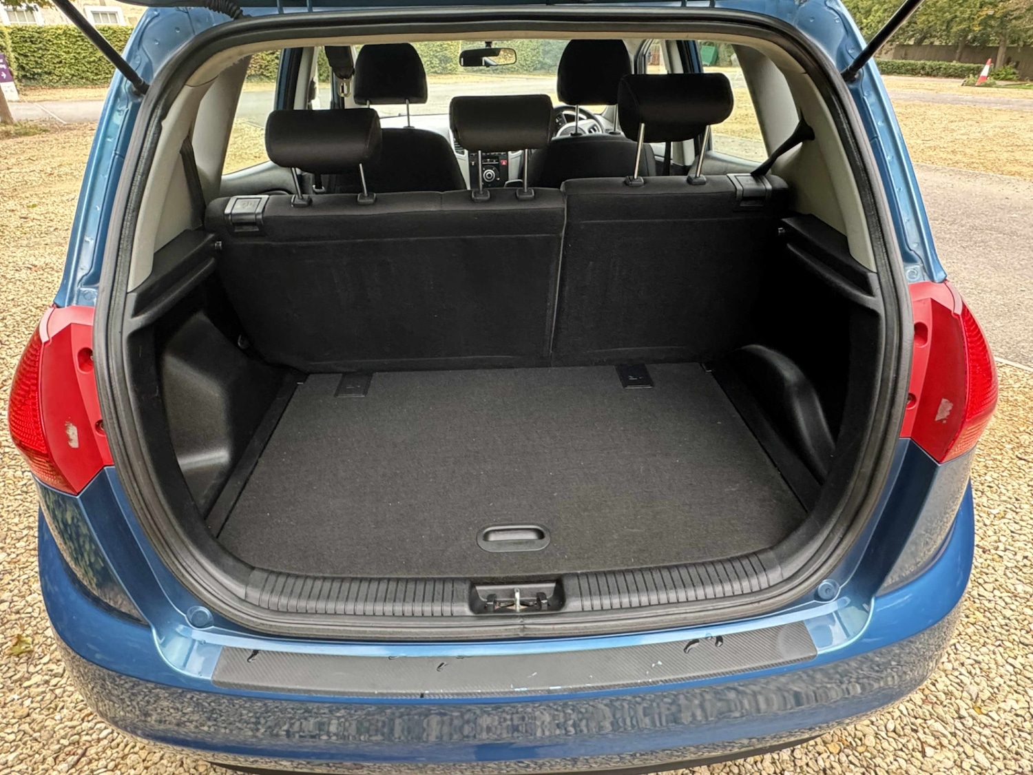 Used Kia Venga 2011 for sale - 76470884: Photo 15