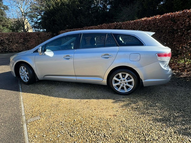 Used Toyota Avensis 2009 for sale - 77897134: Photo 5