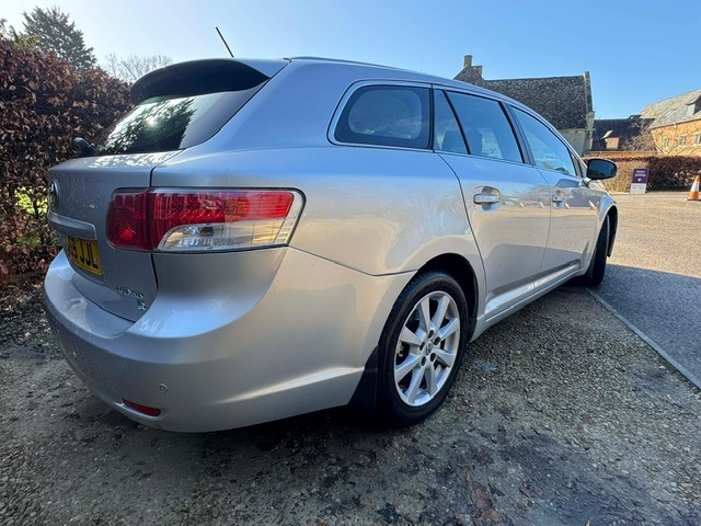 Used Toyota Avensis 2009 for sale - 77897134: Photo 9