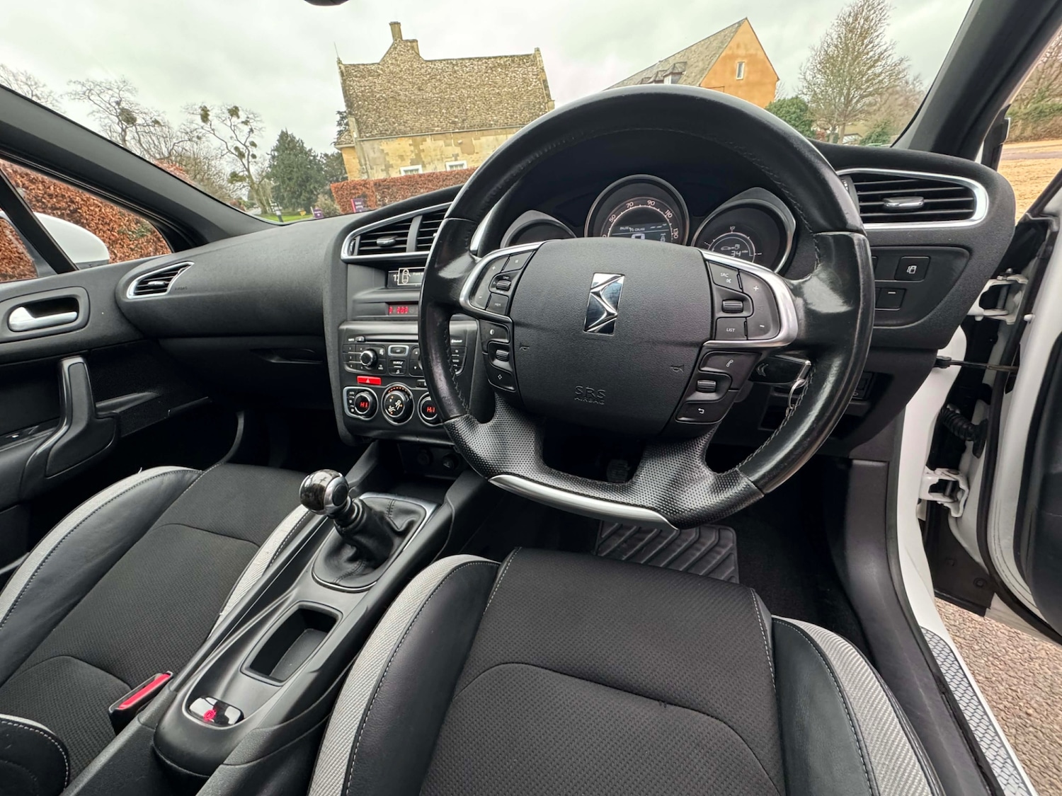 Used Citroen DS4 2014 for sale - 77251365: Photo 11