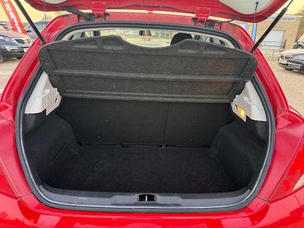 Used Peugeot 207 2010 for sale - 76304494: Photo 14
