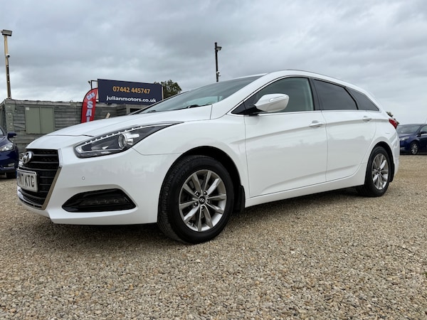 Used Hyundai i40 2017 for sale - 76171480: Photo 1