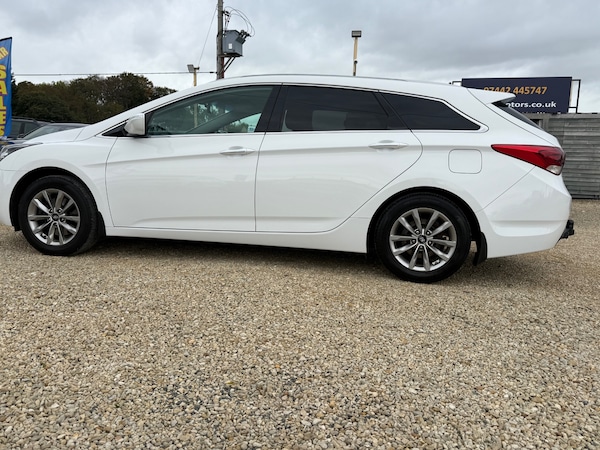 Used Hyundai i40 2017 for sale - 76171480: Photo 2
