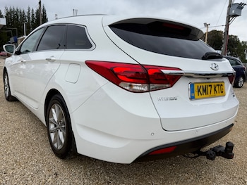Used Hyundai i40 2017 for sale - 76171480: Photo 3