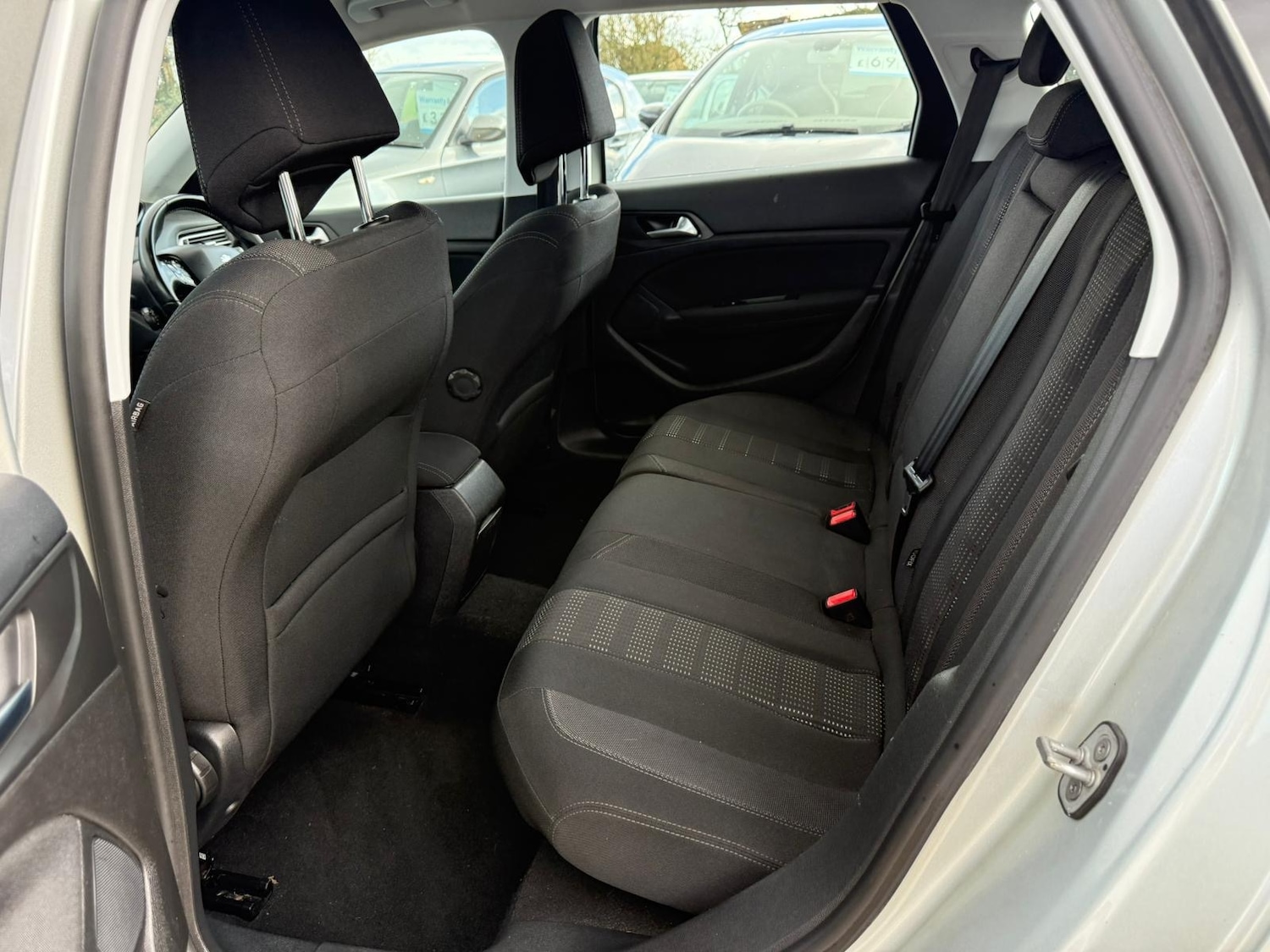 Used Peugeot 308 2015 for sale - 77707964: Photo 18