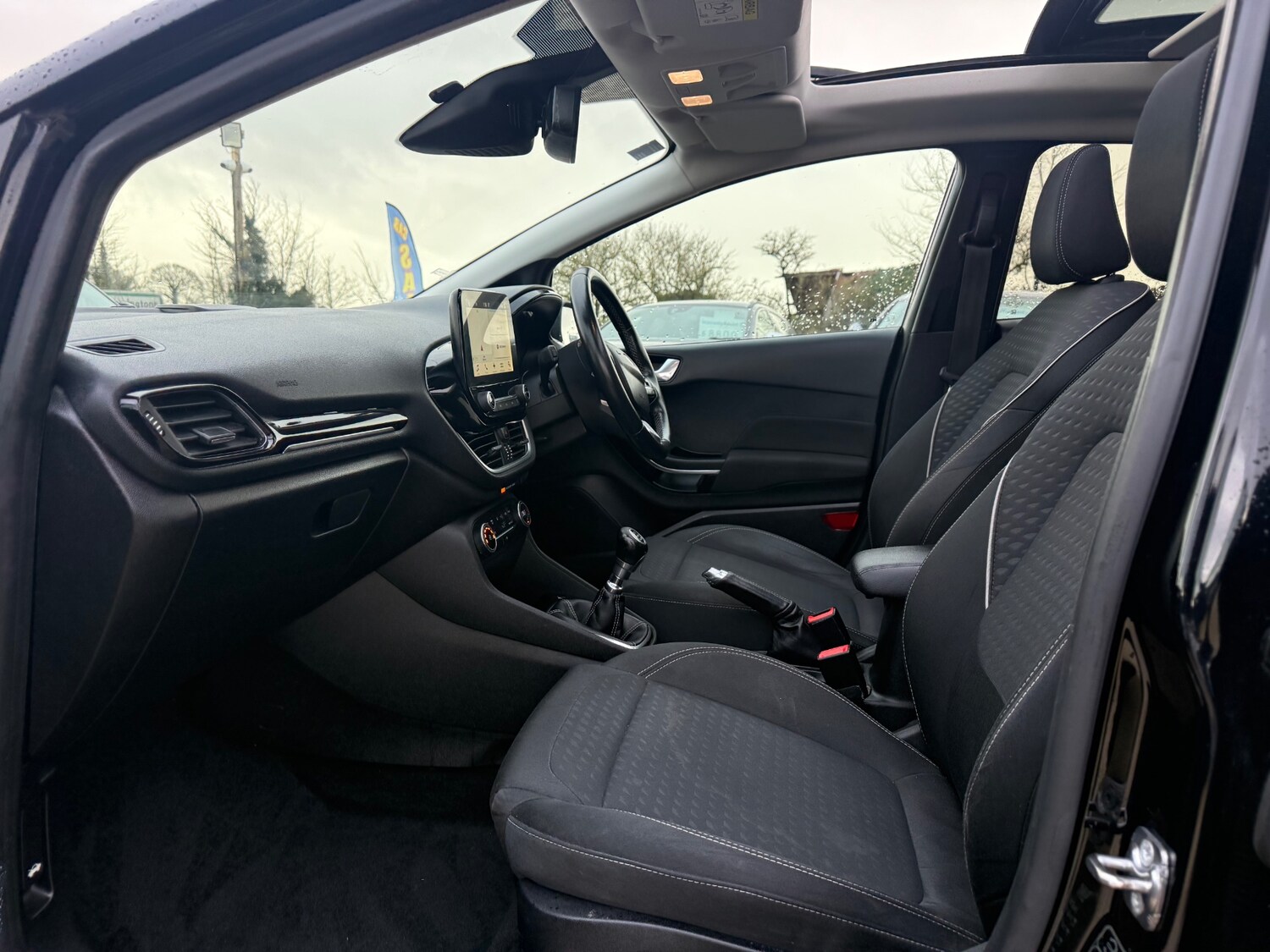 Used Ford Fiesta 2017 for sale - 77476950: Photo 14