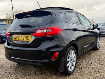 Used Ford Fiesta 2017 for sale - 77476950: Photo