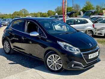 Used Peugeot 208 2018 for sale - 78409995: Photo