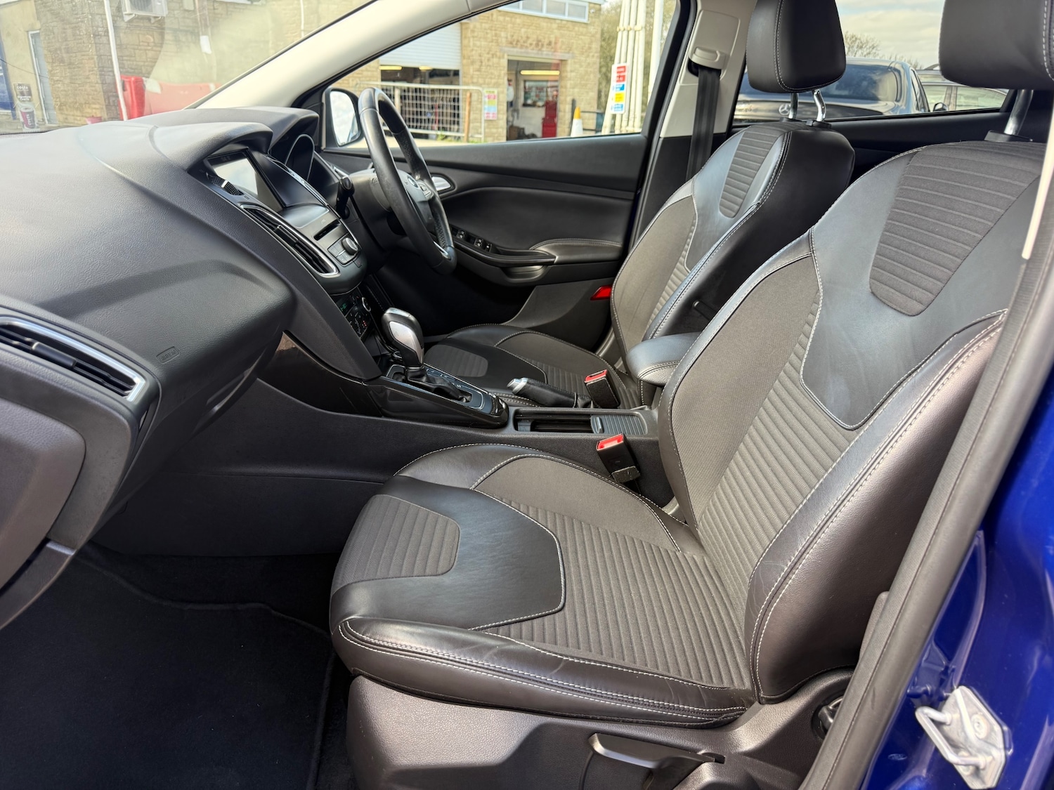 Used Ford Focus 2017 for sale - 78108792: Photo 11