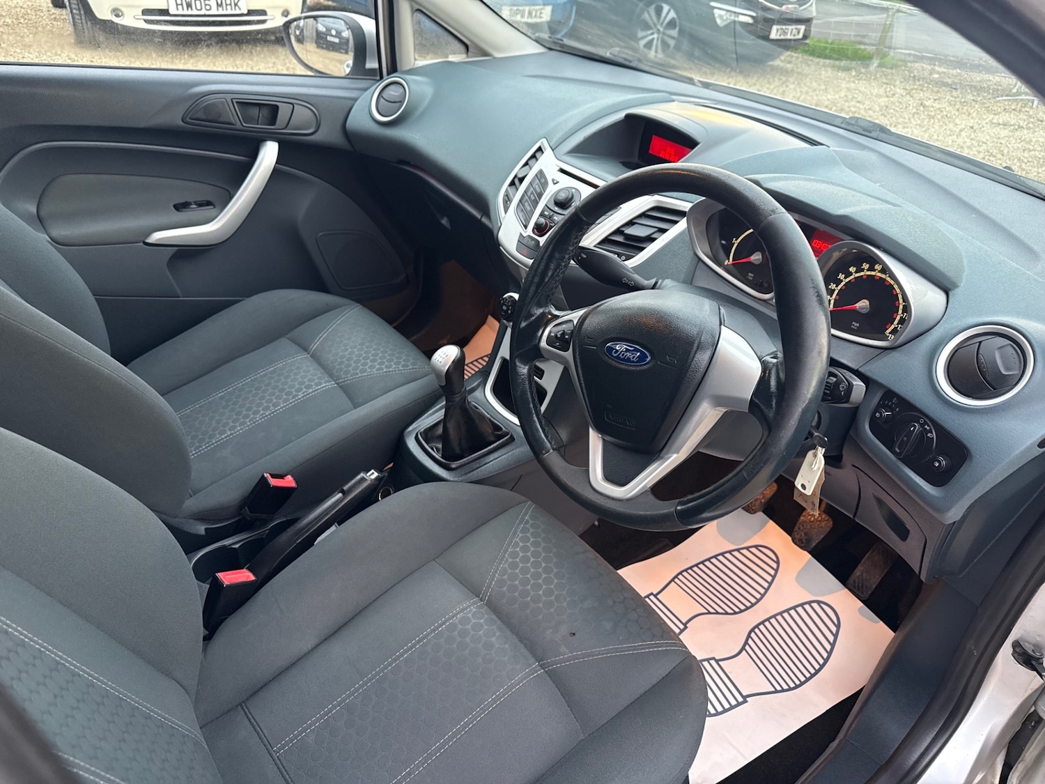 Used Ford Fiesta 2010 for sale - 76547990: Photo 10