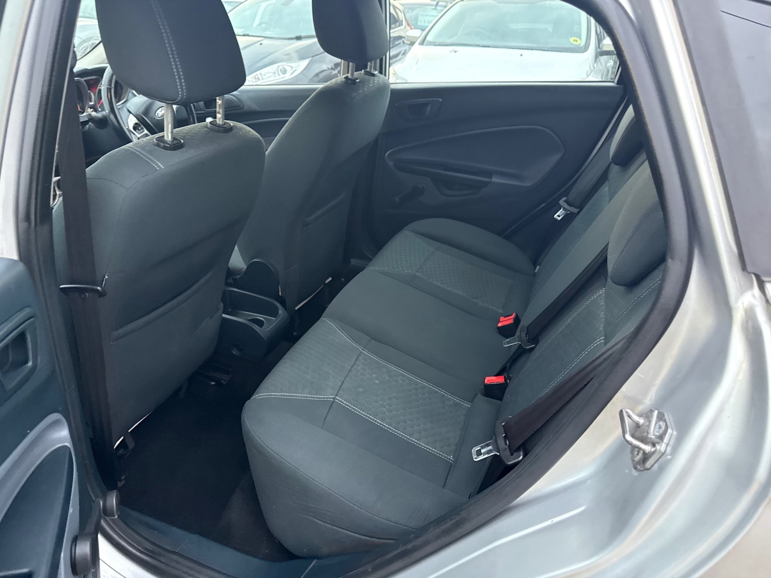 Used Ford Fiesta 2010 for sale - 76547990: Photo 14