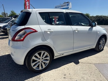 Used Suzuki Swift 2015 for sale - 78473614: Photo
