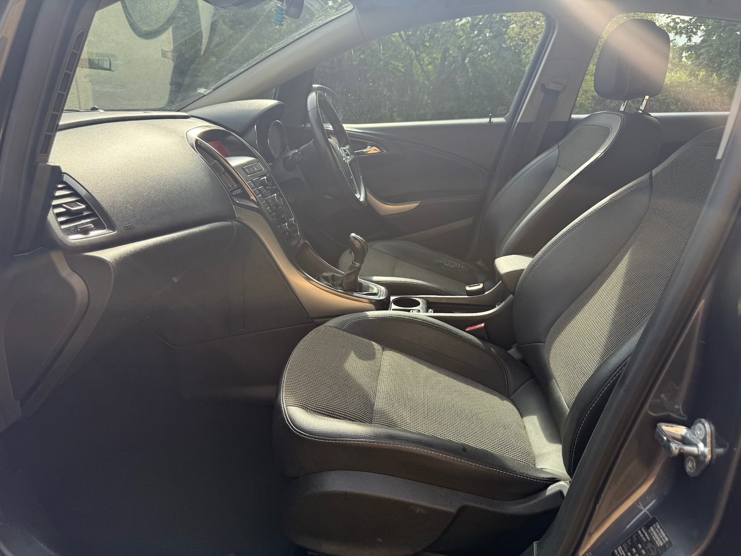 Used Vauxhall Astra 2012 for sale - 76121220: Photo 11