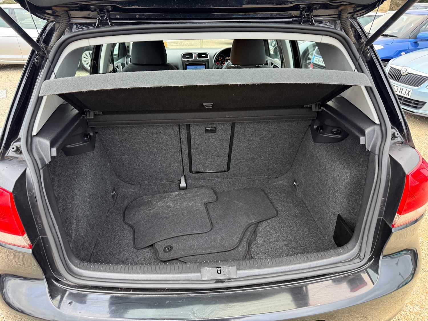 Used Volkswagen Golf 2009 for sale - 77086565: Photo 16