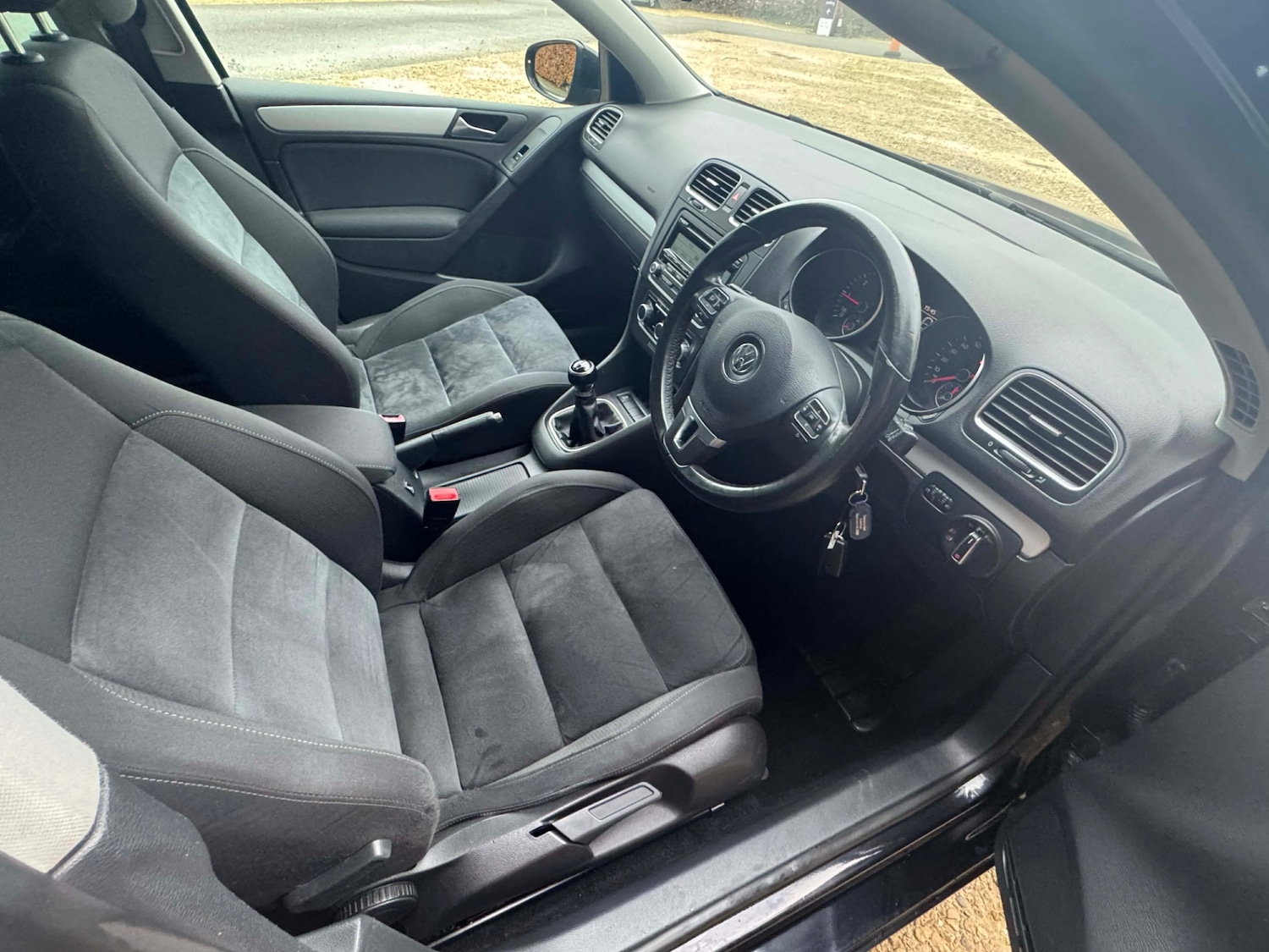 Used Volkswagen Golf 2010 for sale - 76671030: Photo 16