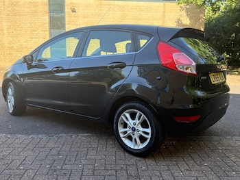 Used Ford Fiesta 2015 for sale - 75295678: Photo