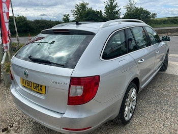 Used Skoda Superb 2010 for sale - 78594819: Photo